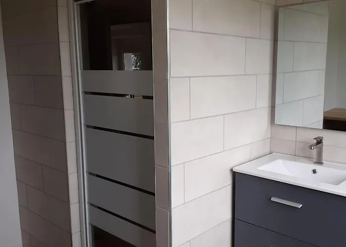 Maison Calme Individuelle Proche Du Mont St Michel بيت للعطل